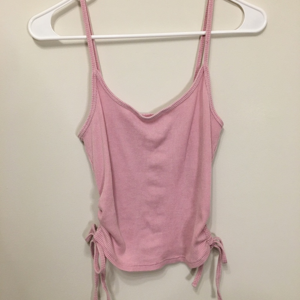 never worn* Pacsun crop